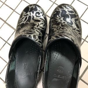 Dansko Clog-Black and gray design